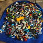 1kg véletlenszerű ömlesztett lego fotó