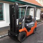 Eladó Toyota 1, 8 tonnás targonca (V-2496) fotó