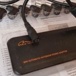 Laptop adapter fotó