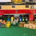 LGB terep-tartozékok, műanyagból és fémből, hordók, kukák, ládák, stb. újszerű állapotban !!! fotó