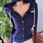 **Hollister sötétkék pulóver (M)** fotó