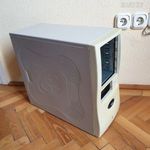 Használt fehér Retro számítógépház fotó
