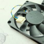 Nagy teljesítményű 80mm 12V számítógépház hűtő ventilátor 4PIN fotó