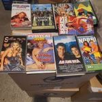 9 db VHS kazetta és 4 db Dvd lemez 1 FT ról NMÁ!!! fotó