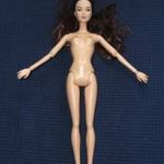 KÜLÖNLEGES , ÍZÜLETES ázsiai Barbie baba Mattel fotó