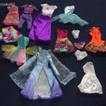 15 db-os Barbie baba ruha csomag egyben eladó fotó