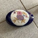 Hollóházi porcelán, bonbonier fotó