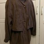 Női M-es barna színű átmeneti kabát, ballonkabát, microfiber anyag, retrós stílusú trench coat fotó