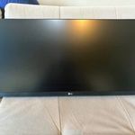 LG 29WP60G-B Monitor fotó
