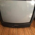 Skyworth 1400 - (kb 37cm-es) kis színes TV (Scart, antenna, RCA) /üzemképes, de lásd leírást/ fotó