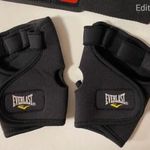 Everlast tépőzáras súlyemelő vagy fitness kesztyű S fotó