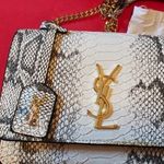 Yves Saint Laurent női táska fotó