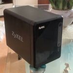 Zyxel NSA 325 V2 NAS - tökéletesen működik fotó