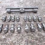 Egyedi kerékcsavar szett / kerékőr + kulcs 16 db-os M12x1.5 (60mm) fotó
