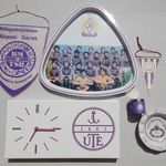 Újpesti Dózsa relikviák.1978-79-es Bajnokcsapat fotójával tálca.Óra, zászló, tányér, gyertya fotó