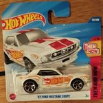 Hot Wheels Ford Mustang Coupe 1967 - Then and Now 1/10 - 121/250 modell autó fotó