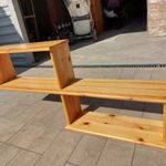 Eladó dupla, falra akasztós fenyő polc. Búrot szép , új állapotú fotó