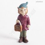 Kobold táskával figura fotó