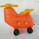 Trafikáru retro műanyag játék helikopter fotó