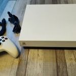Akció! MAGYAR MENÜS Limitált Fehér Xbox One X 1Tb Konzol + Szabadon Választható Játék! fotó