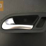 VW GOLF VI _ bal első kilincs 1Q1 837 113 fotó