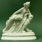 Antik, talán több mint 150 éves parián porcelán figura - " Ariadné a párduccal " Sévres 1860 (???) fotó