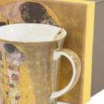 Porcelán 200ml barna bögre kiskanállal díszdobozban Gustav Klimt: A csók - ART-POL fotó