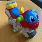 Clementoni Baby Interaktiv zenélő kismotor fotó