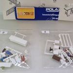 KF113 H0 1: 87 Pola 460 fodrász vagy hentesüzlet építőkészlet + Preiser figura - választható szett fotó