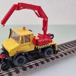 JT58 H0 1: 87 Wiking Unimog sínautó jármű daruval - dobozában (műanyag szigetelt kerekekkel) fotó