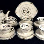 ROYAL DOULTON PORCELÁN TEÁS ÉS EGYBEN SÜTEMÉNYES KÉSZLET KÉK VIRÁGGAL 6 SZEMÉLYRE X fotó