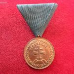 MAGYAR BRONZ ÉRDEMÉREM 1922 kiv, pótolt szalagon fotó