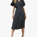 Új / Gyönyörű 93 ezres TED BAKER LONDON női ruha - XS / S - 3db nincs posta fotó