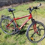 Merida Crossway 15 V trekking kerékpár 28" fotó