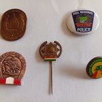 Rendőrségi jelvények vegyesen fotó