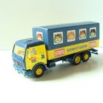 HH24 H0 1: 87 Herpa Mercedes teherautó fotó