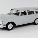 Mercedes W111 230 S Universal modellautó 1: 43 hibátlan eladó fotó