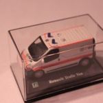 Ritka Cararama, 1/72, vitrinben, REnault Traffic Magyar Mentők fotó