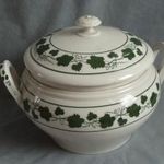 Antik porcelán leveses tál vastag porcelán fedeles tál petrezselyem mintás porcelán komatál 19. sz. fotó