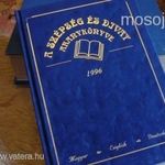 A szépség és divat aranykönyve 1996 diszkiadás fotó