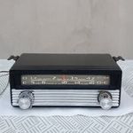 Moszkvics 408, AT 64 szovjet autórádió -1964 fotó