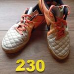 (230.) Nike 38, 5-ös teremcipő / sportcipő, használt! fotó