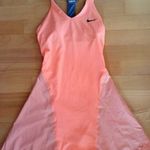 Még egy álomszép Nike (dri fit) tenisz (vagy paddle, pickleball, hockey) stb ruha fotó