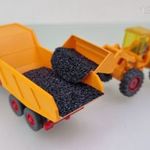 JG16 H0 1: 87 Wiking Hanomag B11 markológép + billencses teherautó + öntapadós aszfalt lapok fotó