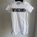 Moschino baba ruha fotó