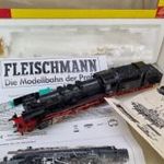 Fleischmann 1363 H0 1: 87 DC gőzmozdony gyári világítással, füstmodullal, eredeti dobozában (MG3) fotó