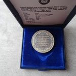 1 UNCIA EZÜST- ISTEN ÁLD MEG A MAGYART - "HISZEK EGY" 0.925 EMLÉKÉRME CERTIVEL DÍSZDOBOZBAN - PROOF fotó