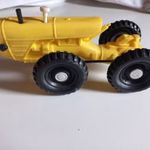 Retro DMSZ műanyag DUTRA traktor D4K /citromsárga / hiányos! fotó