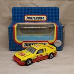Matchbox MB-10 Buick Le Sabre (sárga) fotó