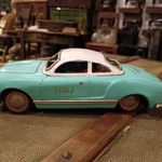 Volkswagen Karmann Ghia lemezjáték, kisautó képek szerinti állapotban, lendkerekes fotó